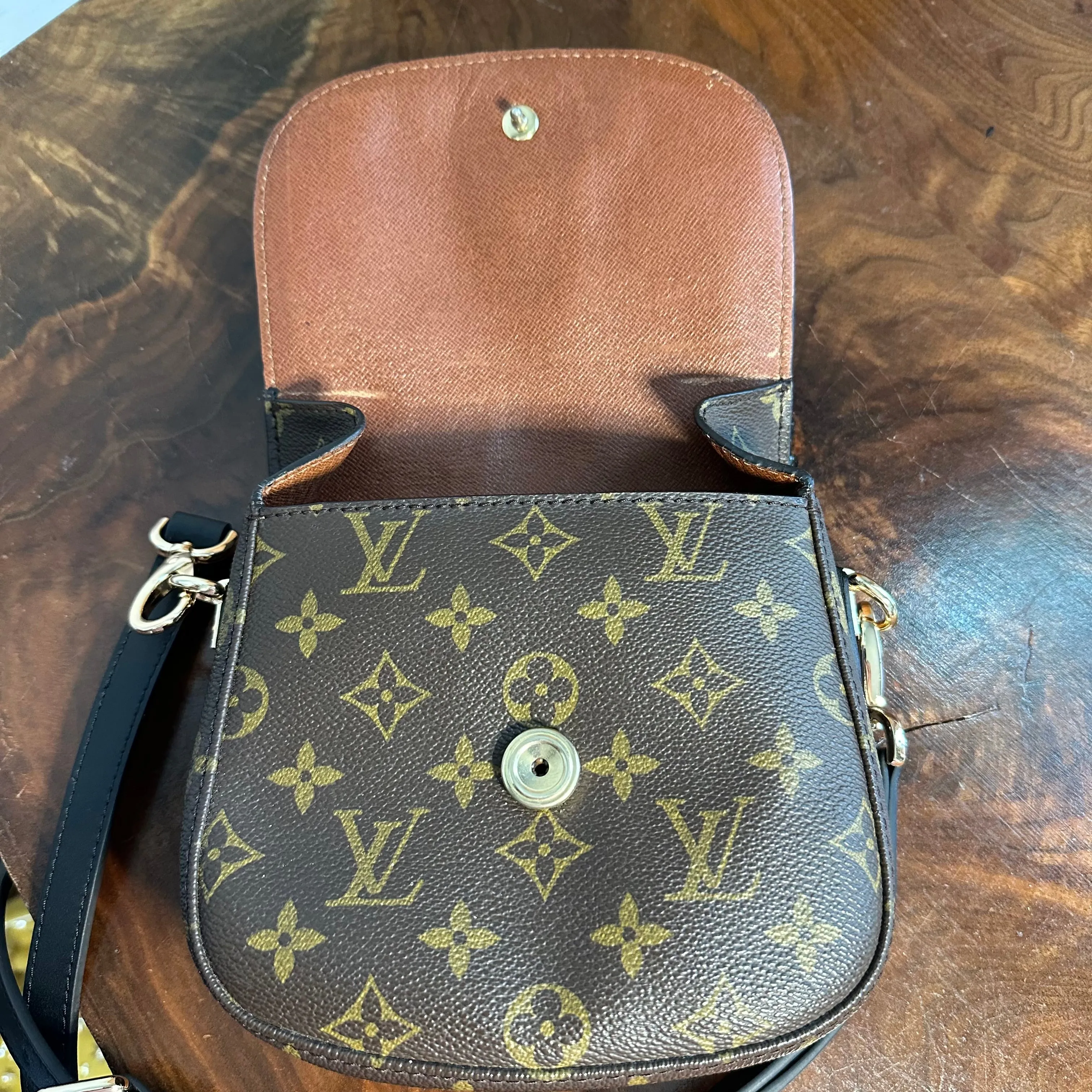 The Swift Crossbody - Vintage Monogram LV in Black